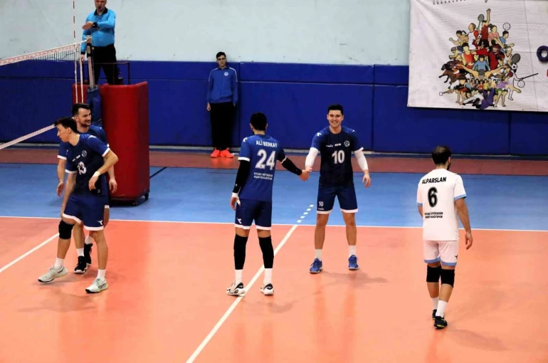 Kağıtspor’un hedefi Efeler Ligi