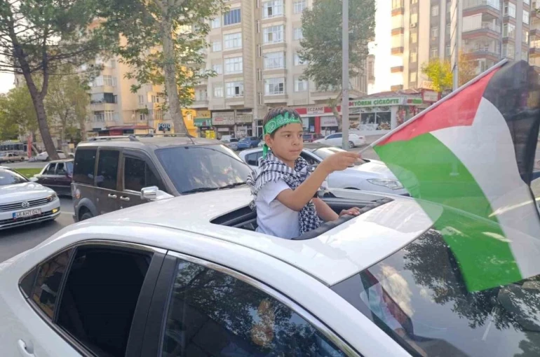 Kahramanmaraş’ta Filistin’e destek konvoyu