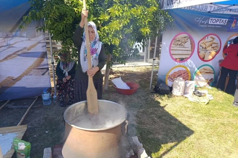 Kahramanmaraş’ta geleneksel bağ bozumu festivali