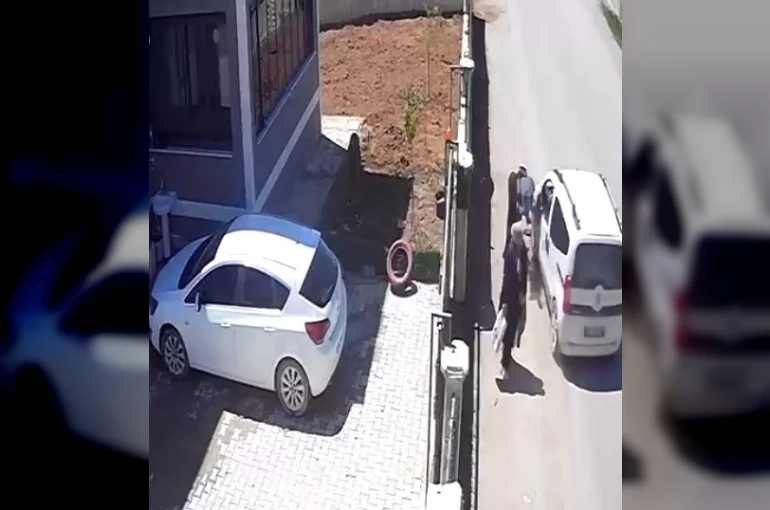 Kahramanmaraş’ta hafif ticari aracın çarptığı kadın yaralandı