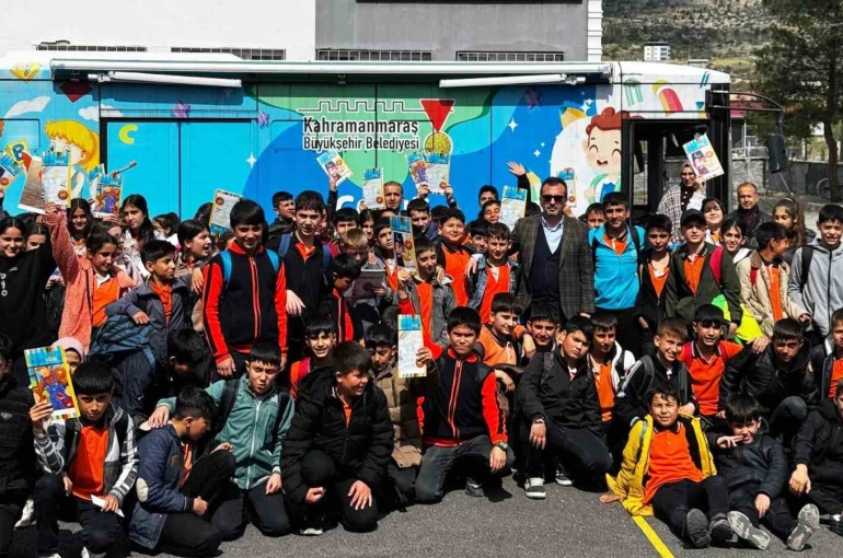 Kahramanmaraş’ta mobil kütüphane kırsal bölgelerde