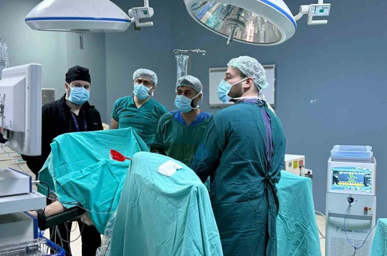 Kahta Devlet Hastanesi’nde böbrek taşı tedavisinde yeni dönem