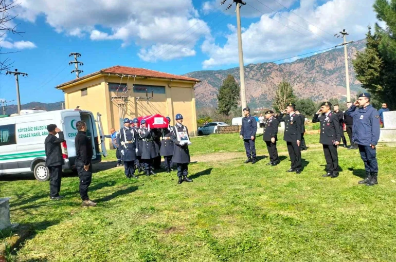 Kalbine yenilen Uzman Çavuş Keskin Köyceğiz’de toprağa verildi