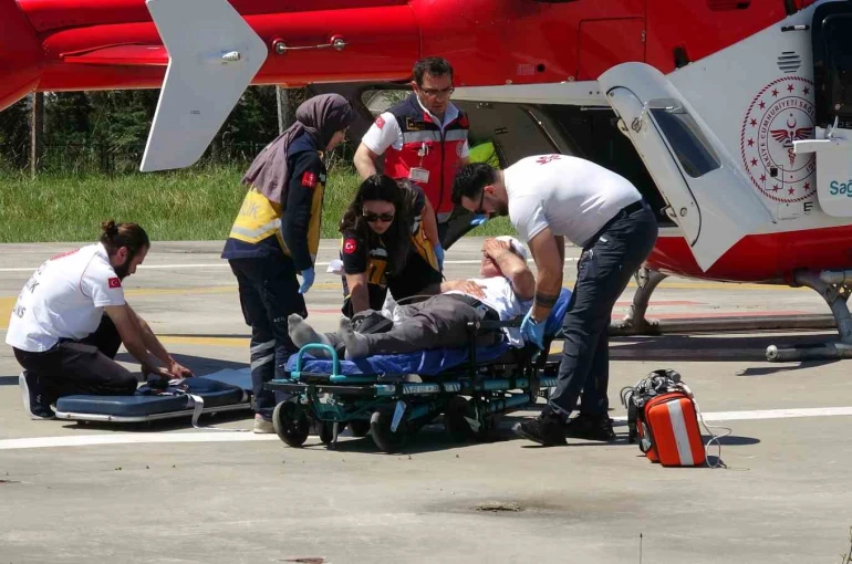 Kalp krizinde zamana karşı yarış: Hasta, ambulans helikopterle Samsun’a sevk edildi