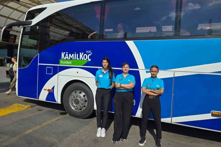 Kâmil Koç, kabin hizmetleri kadrosuna 15 yeni hostes daha ekleyecek
