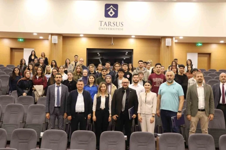 ’Kampüs Mersin ve Garaj Mersin’ projeleri öğrencilere tanıtıldı