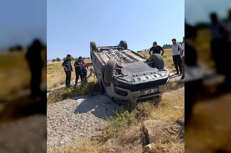 Kamyonet takla attı: 4 yaralı