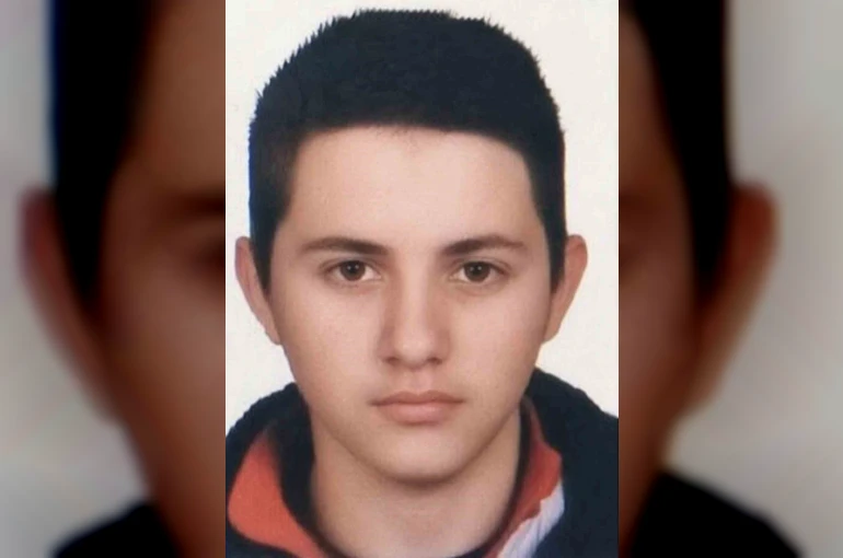 Kamyonetin çarptığı motosiklet sürücüsü hayatını kaybetti