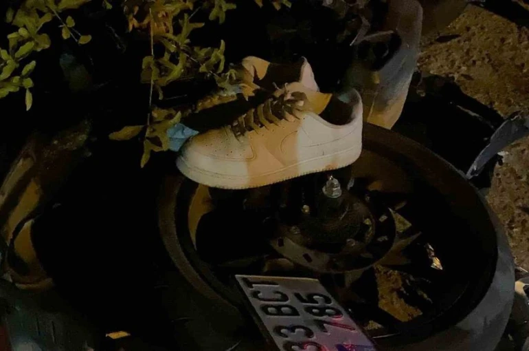 Kamyonetle çarpışan 16 yaşındaki motosiklet sürücüsü hayatını kaybetti