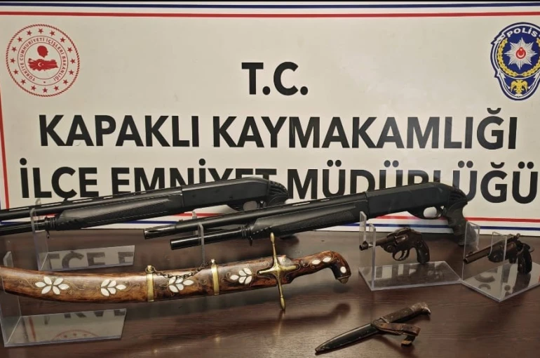 Kapaklı’da tarihi silahlar ele geçirildi