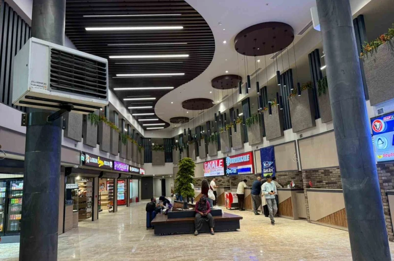 Karabük Şehirlerarası Otobüs Terminali yenilenen yüzüyle hizmete başladı