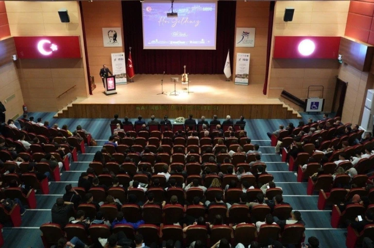 Karabük Üniversitesi’nde spor bilimleri ve inovasyon masaya yatırıldı