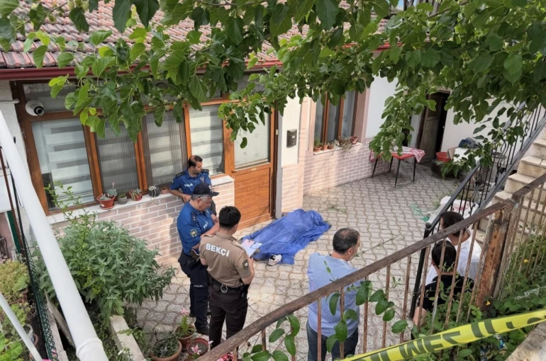 Karabük’te bir kişi bahçede ölü bulundu 