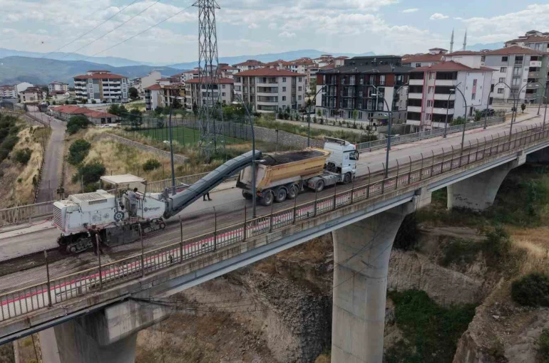 Karabük’te Kanyon Köprü trafiğe geçici olarak kapatıldı