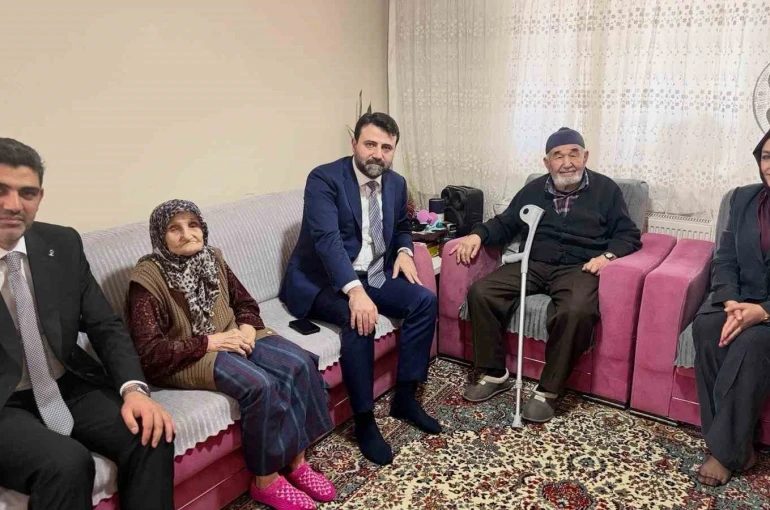 Karabük’te yürek ısıtan ziyaret: Dualar Cumhurbaşkanı Erdoğan için