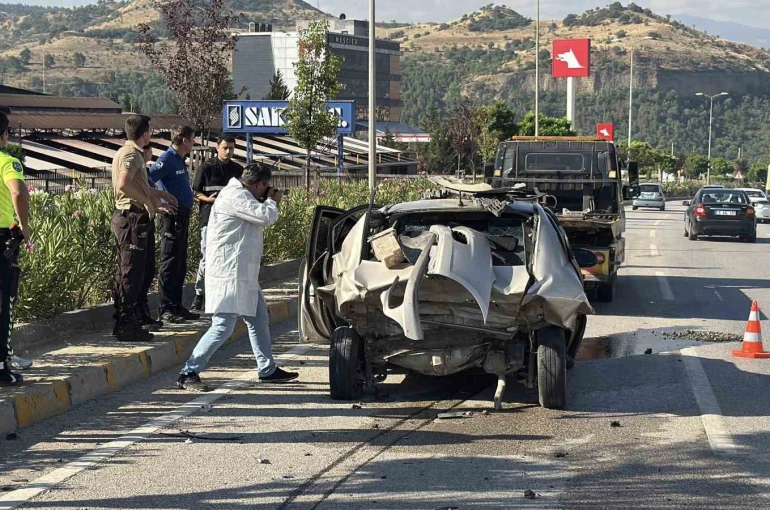 Karabük’te zincirleme kazada 1’i ağır 2 kişi yaralandı