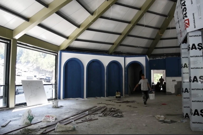 Karaçay Saklı Şelale’de sosyal tesis çalışmaları sürüyor