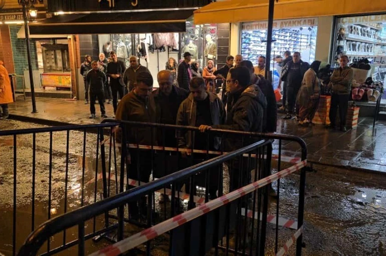 Karadeniz Ereğli’de yağış sonrası temizlik çalışmaları başladı