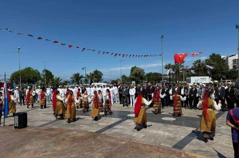 Karadeniz Ereğli’nin Kurtuluşunun 106’ncı Yılı Törenlerle Kutlandı