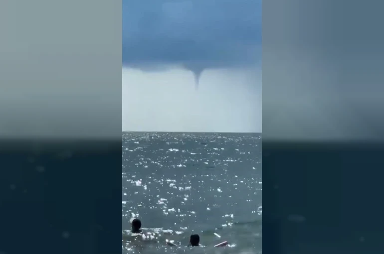Karadeniz’de dev hortum kamerada