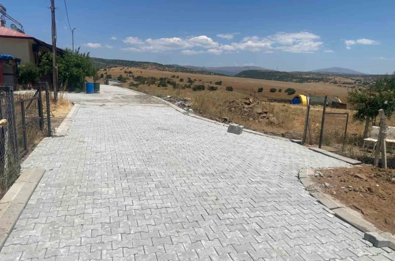 Karakoçan’ın köylerinde çalışmalar sürüyor