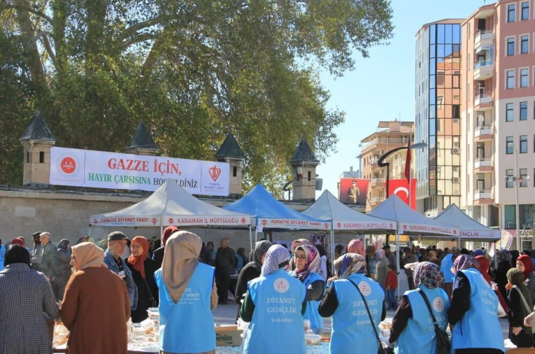 Karaman'da Gazze yararına hayır çarşısı düzenlendi