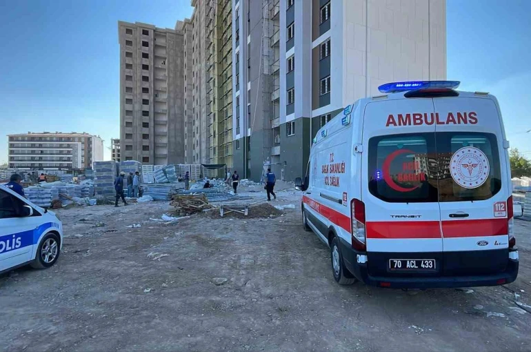 Karaman’da 12’nci kattan düşen inşaat işçisi hayatını kaybetti 