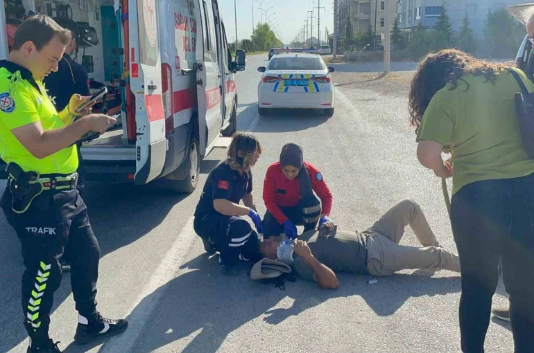 Karaman’da hafif ticari araçla çarpışan motosikletin sürücüsü yaralandı