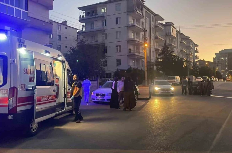 Karaman’da otomobiller çarpıştı: 2 yaralı