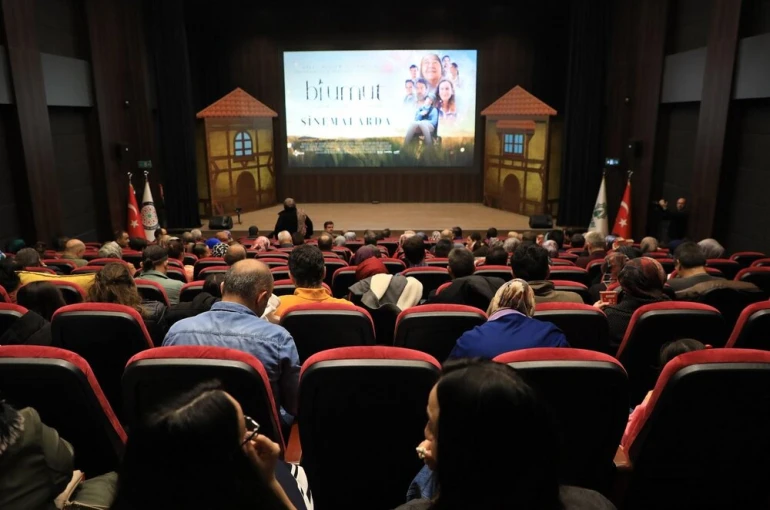Karatay Belediyesi’nden Öğretmenler Gününe Özel Film Gösterimi