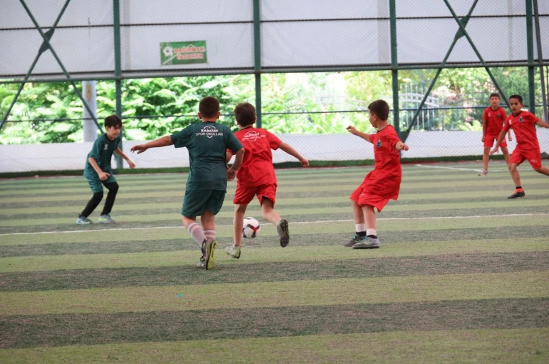 Karatay'da 5. Geleneksel Camiler ve Kur'an Kursları Arası Futbol Turnuvası başladı