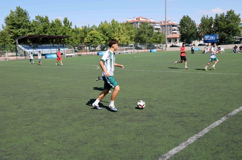 Karatay’da Futbol Ve Dart Turnuvasında şampiyonlar belli oldu