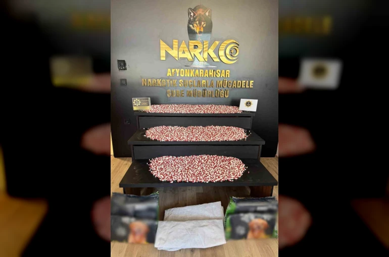 Kargo ile uyuşturucu sevkiyatına polis ‘dur’ dedi