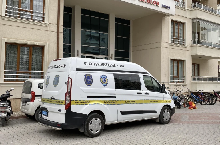 Karısını öldüren zanlı: "Keşke ben ölseydim, ne yapsam telafisi olmuyor artık"