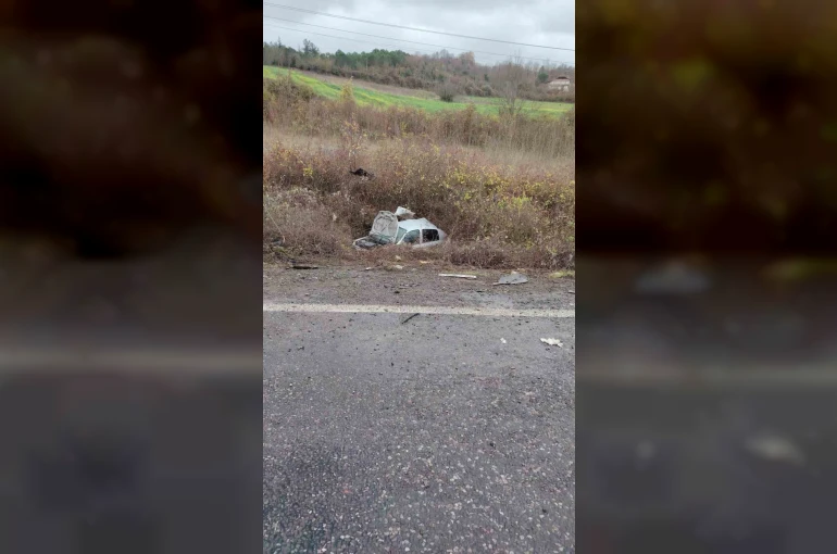 Karşı şeride geçen otomobil ticari araçla çarpıştı: 1 yaralı