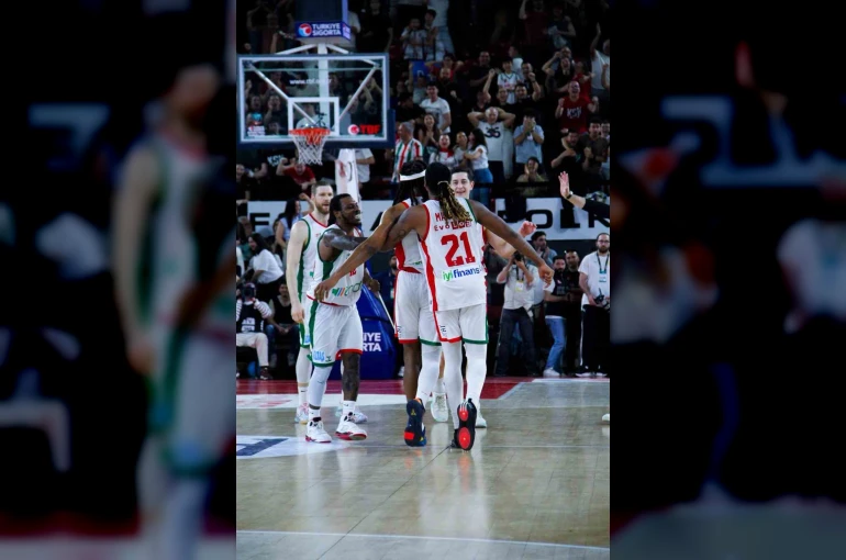 Karşıyaka Basketbol’un kümede kalması zorlaştı
