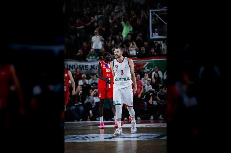 Karşıyakalı Michal Sokolowski haftanın 5’ine seçildi