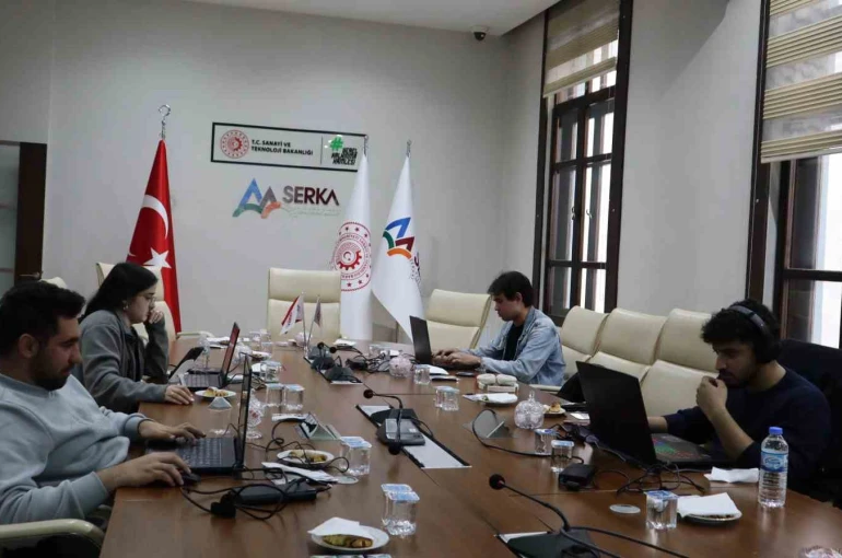 Karslı gençler Siber Vatan 2026 yarı finalinde yeteneklerini sergiledi