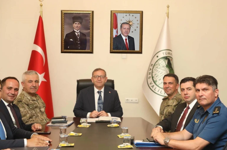 Kars’ta asayiş ve sınır güvenliği masaya yatırıldı