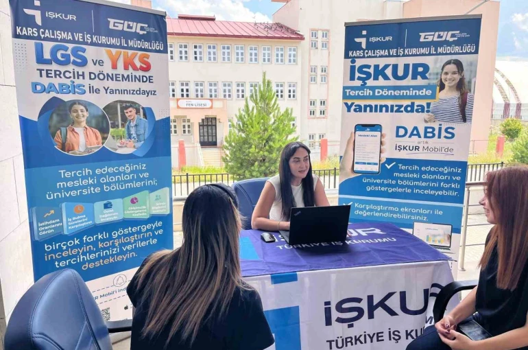 Kars’ta üniversite adaylarına dijital tercih rehberi: İŞKUR’dan DABİS desteği 