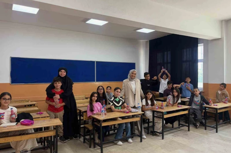 Kars’ta Yeşilay ve TÜGVA’nın Yaz Okulu coşkusu