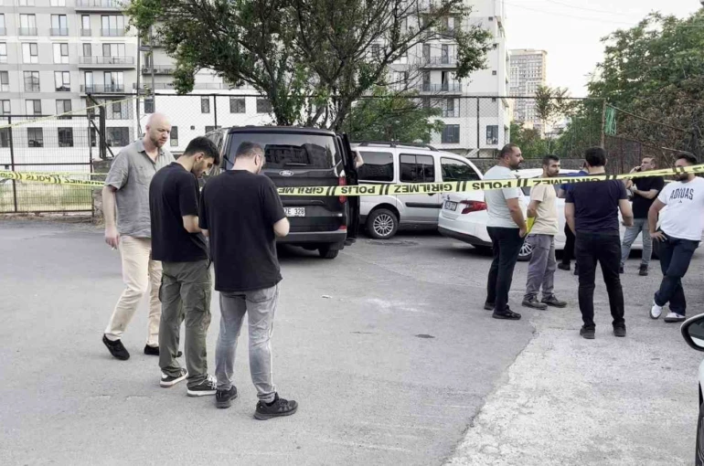 Kartal’da metruk gecekonduda kadın cesedi bulundu