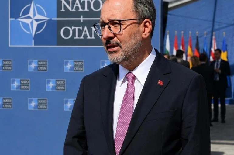 Kasapoğlu: "NATO’nun yeni sözler söylemesi lazım"