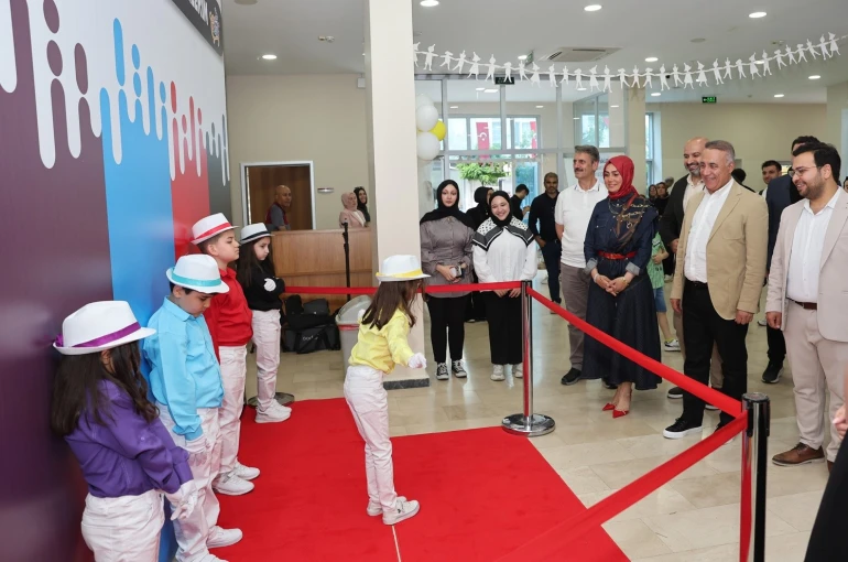 ‘Kaşif Çocuklar’ projesinde minikler için mezuniyet töreni düzenlendi