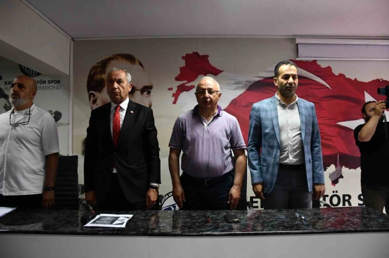 KASKF Başkanı Mutlu Önal güven tazeledi