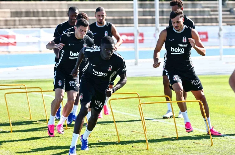 Kassoum Ouattara, Beşiktaş formasıyla ilk antrenmanına çıktı
