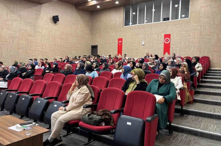 Kastamonu Üniversitesi İlahiyat Fakültesi’nde açılış dersi: "Filistin ve Gazze"
