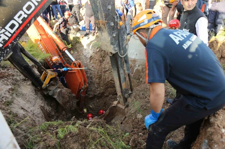 Kastamonu’da bir işçi toprak altında kaldı: Kurtarma çalışmaları sürüyor
