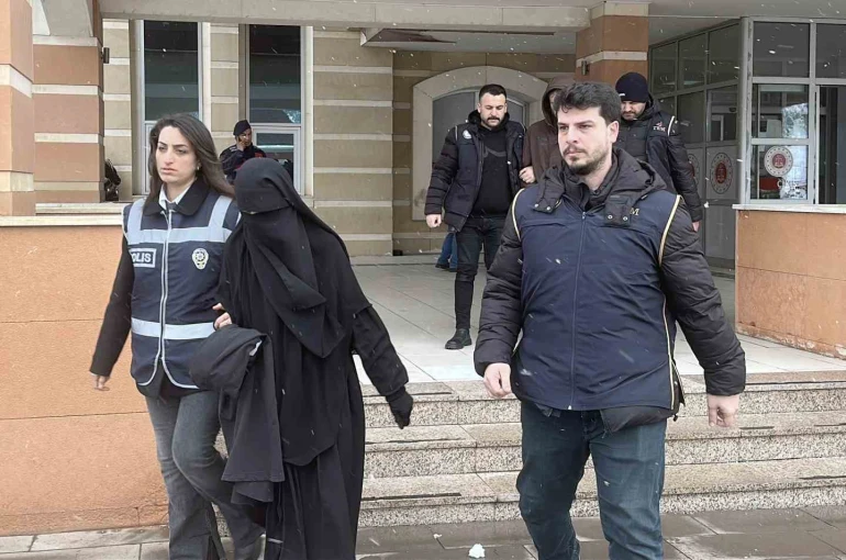 Kastamonu’da DEAŞ operasyonunda gözaltına alınan 2 şüpheli tutuklandı