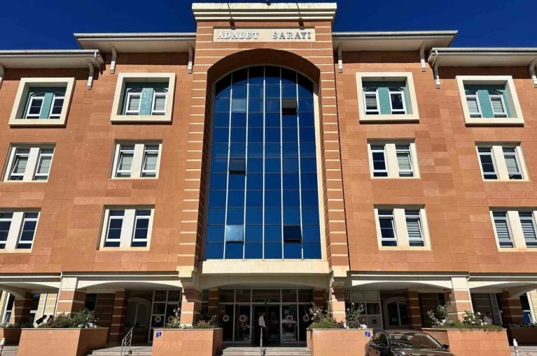 Kastamonu’da metamfetiman ile yakalanan 5 sanığın yargılanmasına devam edildi